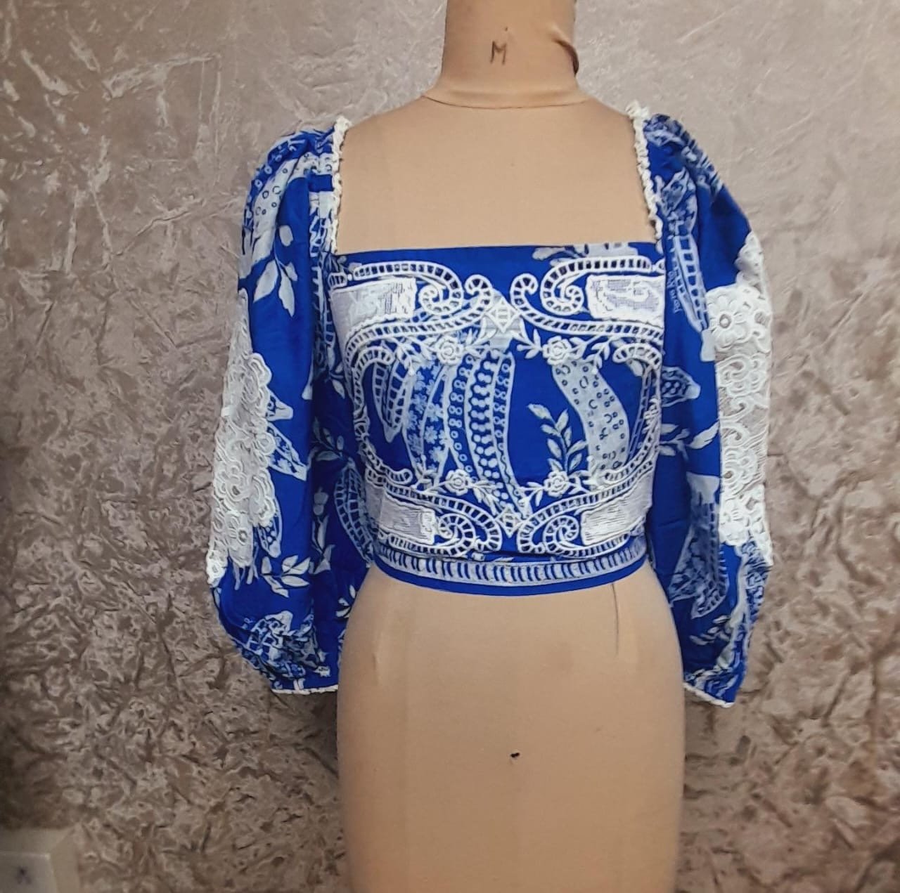 64b86601 2e2c 4b2e 8f1e 331396887188